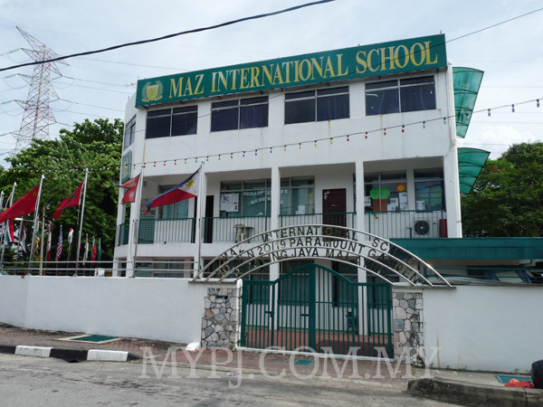 MAZ国际学校 / MAZ International School